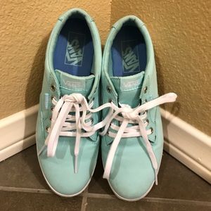 Aqua Splash True White Vans like New